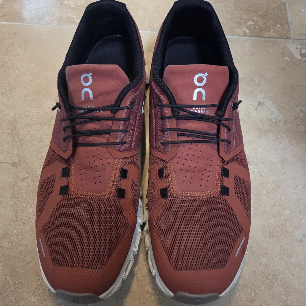 On Cloud 5 Men's Rust Red Running Shoes